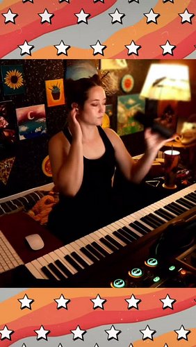 Looping on some #coldplay 
Can’t wait to see you all on Twitch this week, I’m needing my fix of loops and musical moments lik...