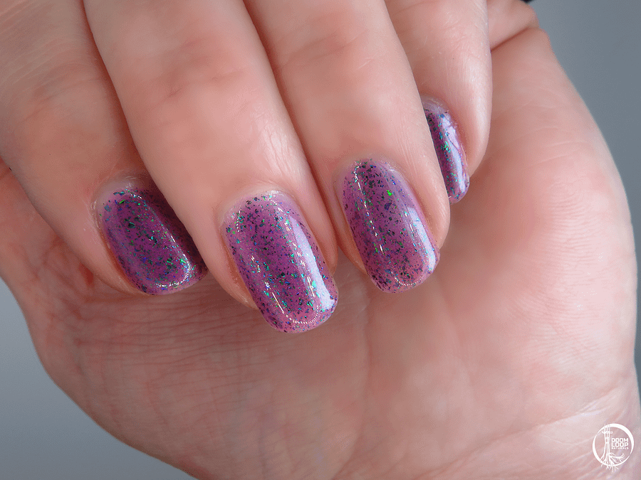 COUCH FKR - Dark Plum to Pink Thermal Green Flake Nail Polish product image (4)