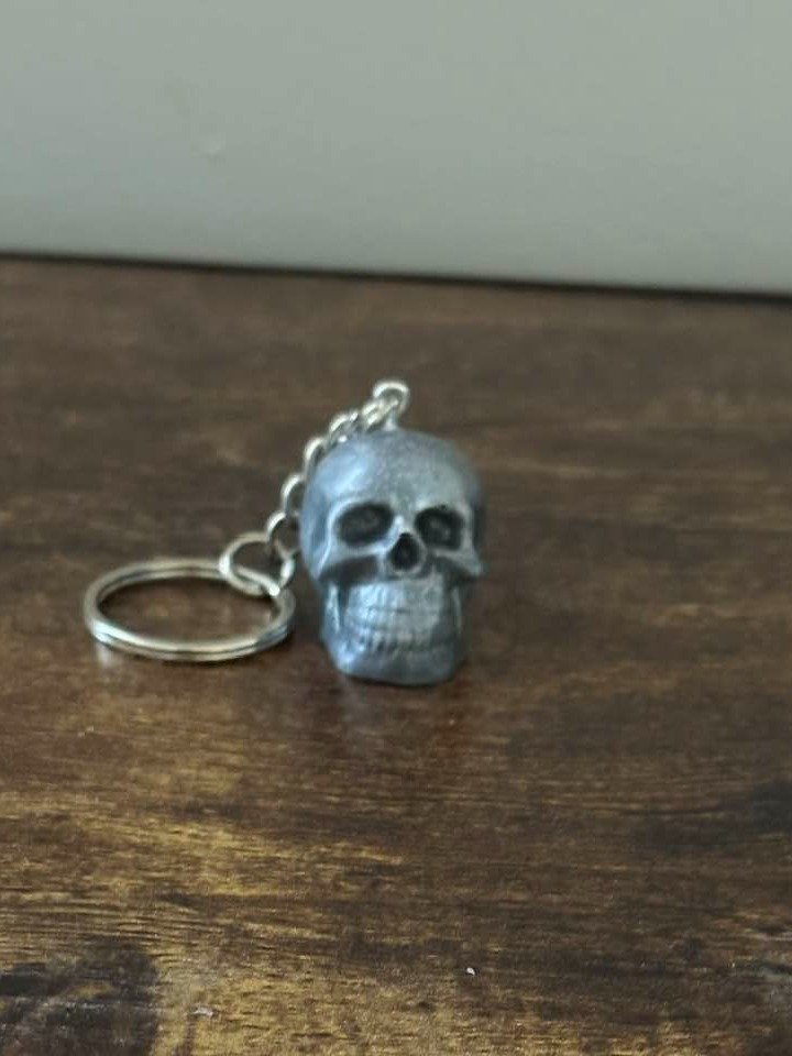 Skull Keyrings (Resin) product image (2)