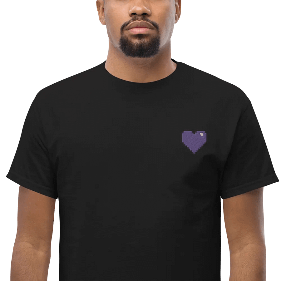 HollyRex Embroidered Pixel Heart Tee product image (3)