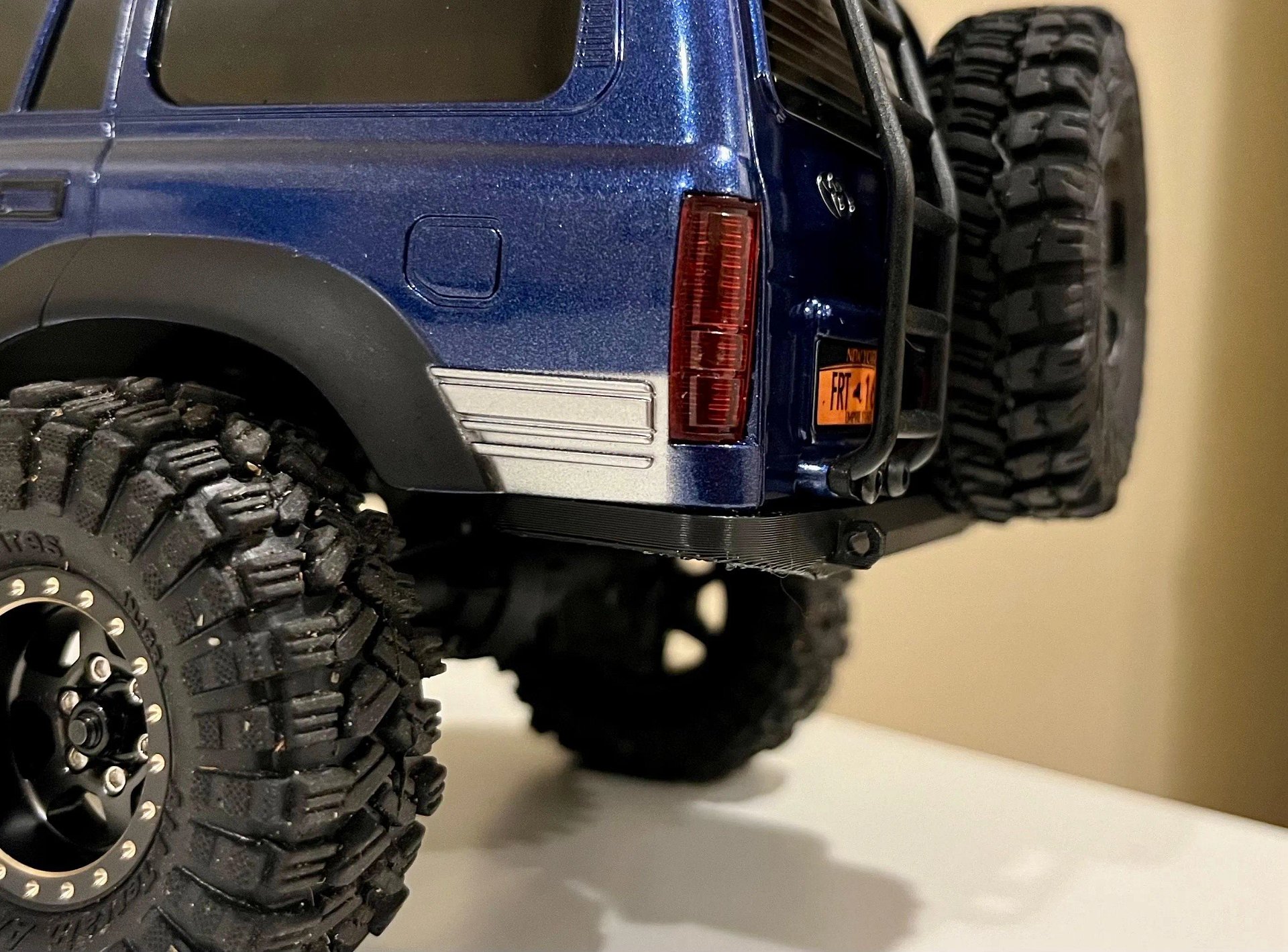 FMS FCX18 Lc80 Classic Bumpers product image (4)