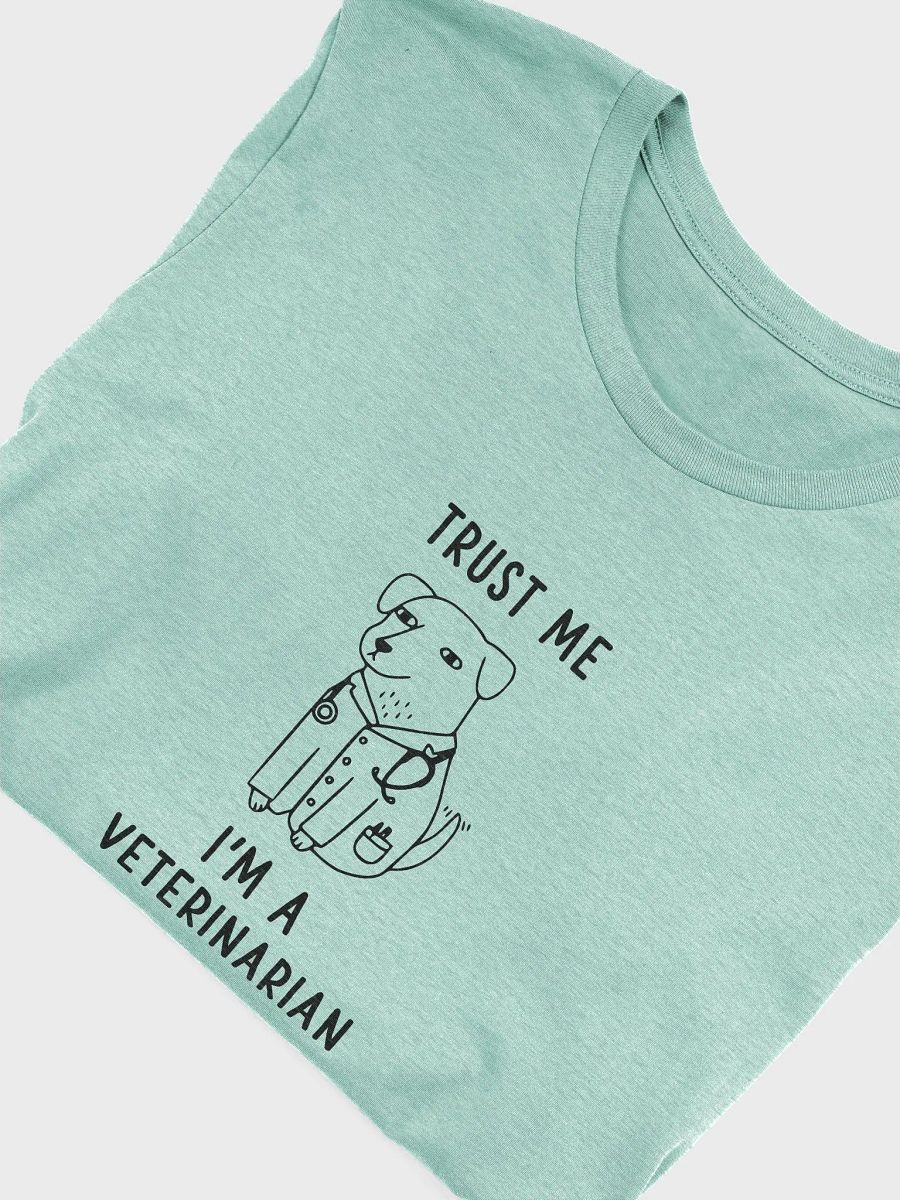 "I'm a Veterinarian" t-shirt product image (3)