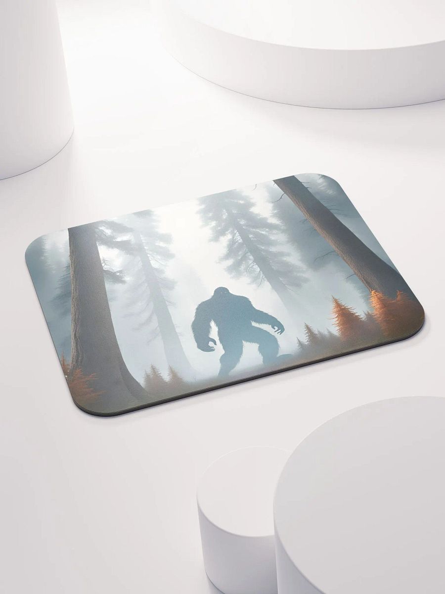 Desk mat Bigfoot in the mist product image (4)