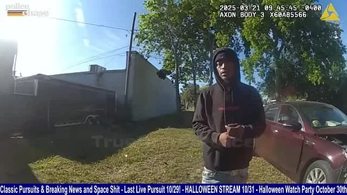 Eat the Grass!! | #policechasenetwork on #Twitch
.
.
.
#cops #lawenforcement #police #bodycam
#PoliceOfficer #PolicePursuit #...