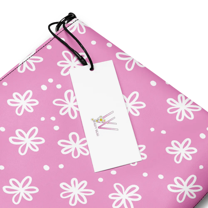 Daisy Dreams Crossbody product image (1)