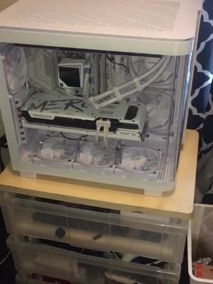 First ever PC Build. so Happy that it came out so damn. 9950x/7900XT💪🔥💦