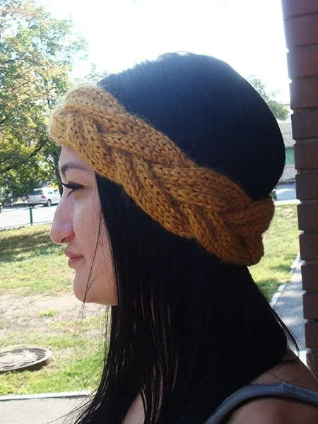 Bulky Braided Headband Knitting Pattern product image (3)