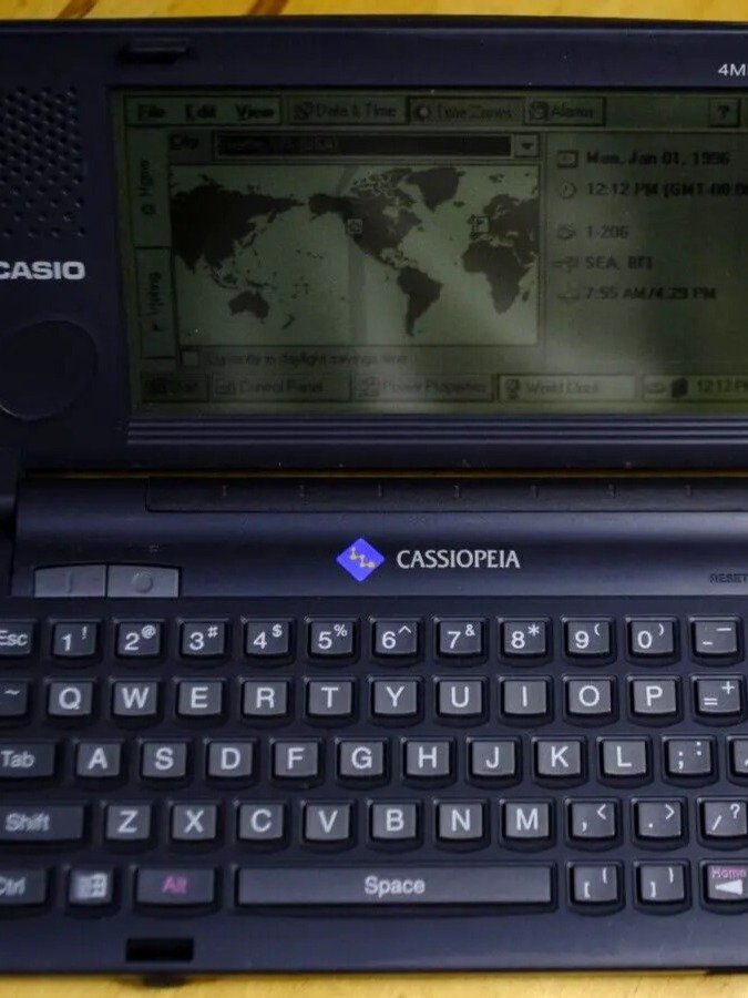 Cassiopeia A-11 4MB - RARE Vintage PDA / Pocket Computer - Casio - Windows CE product image (1)