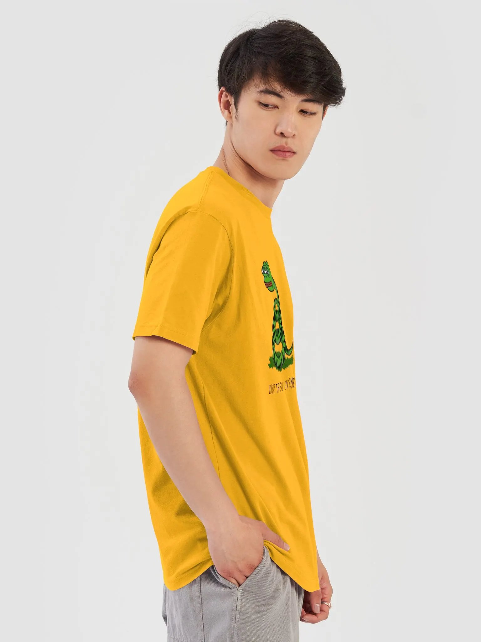 Gadsden Flag Pepe Shirt product image (26)