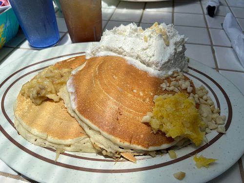 A lot of food photos to upload. I can’t even remember what’s from where! But I do recall lining up for the food!