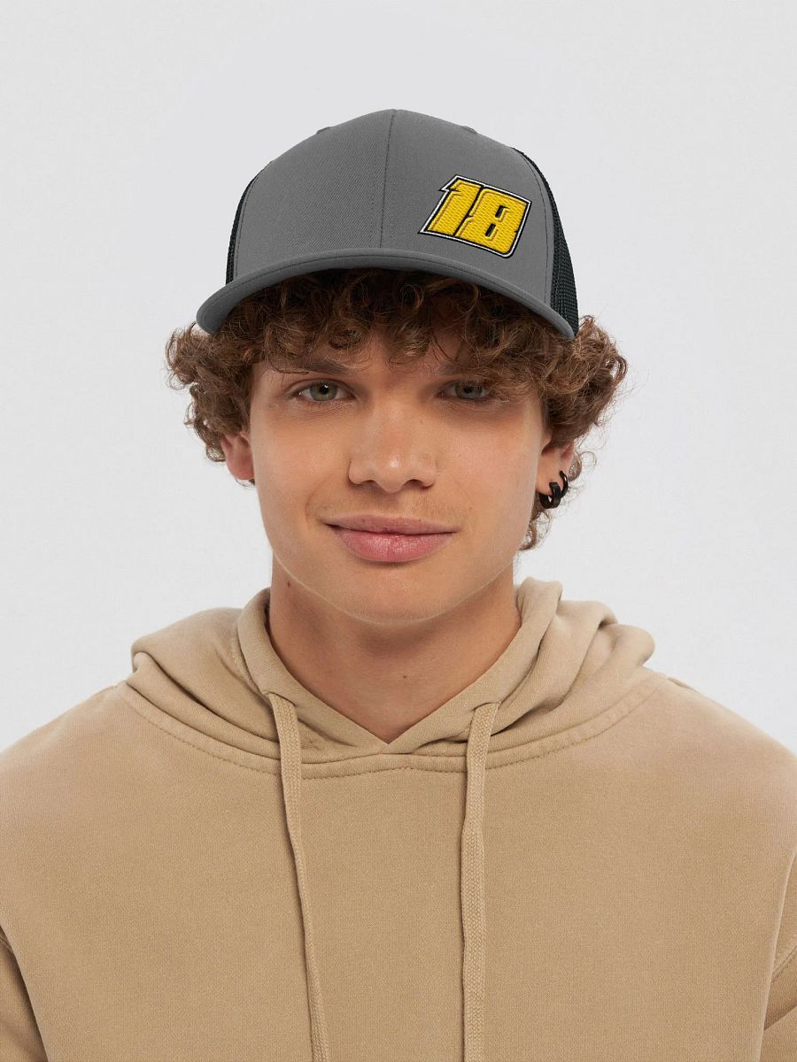 18 Trucker hat product image (5)
