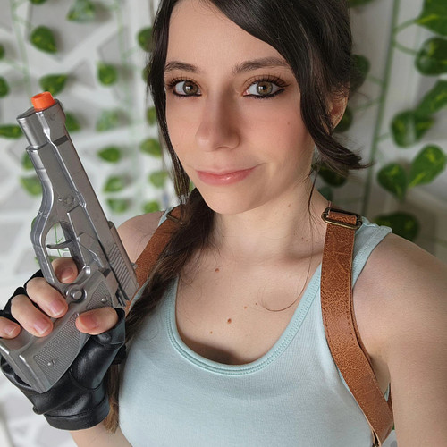Lara Croft Cosplay! Discord subs & members on my website will receive this whole set! pokketmerch.com/supporters #tombraider ...