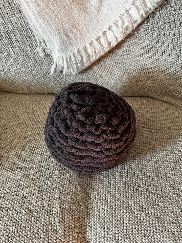 Ball Pillow product image (1)