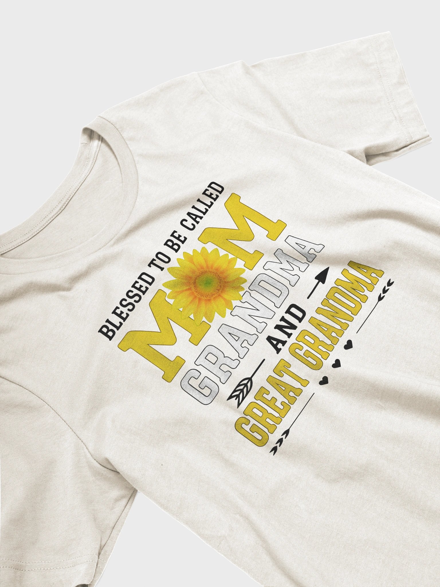 Mom Grandma Great Grandma – Generational Sunflower T-Shirt product image (51)