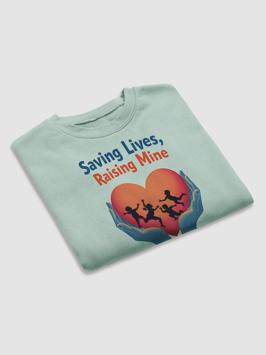 Medical Moms and dads, multitasking Heroes Crop Sweatshirt product image (20)