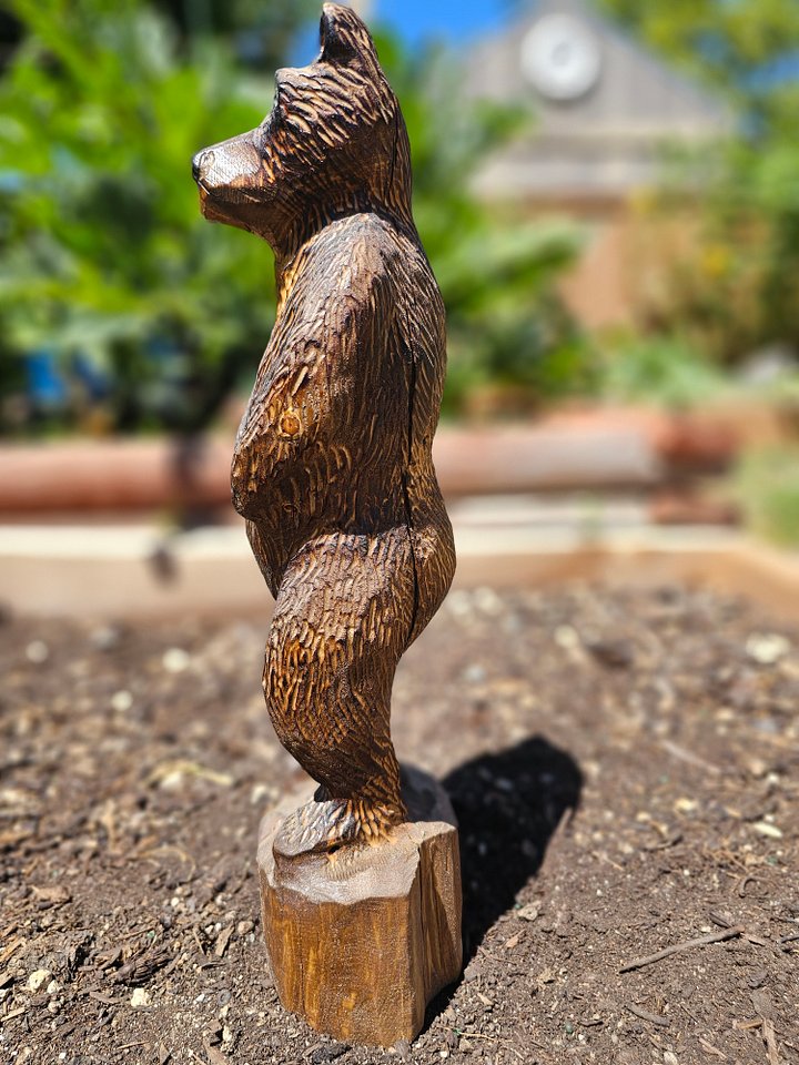Standing Grizzly Carving product image (2)