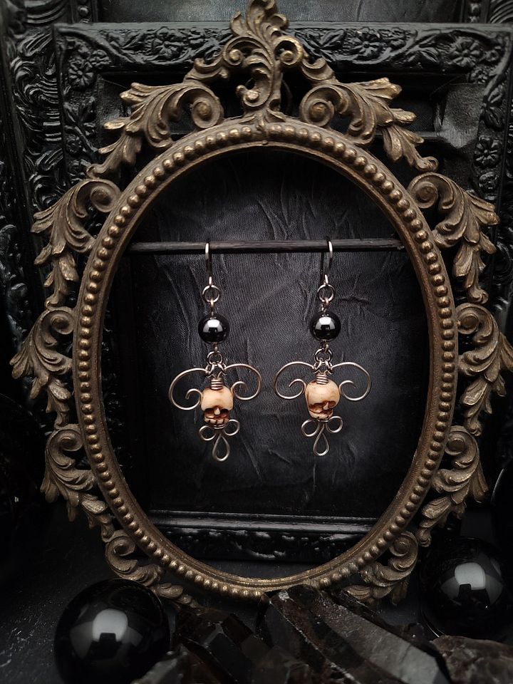 Earrings Bone Vault - Fleur de Skull product image (2)
