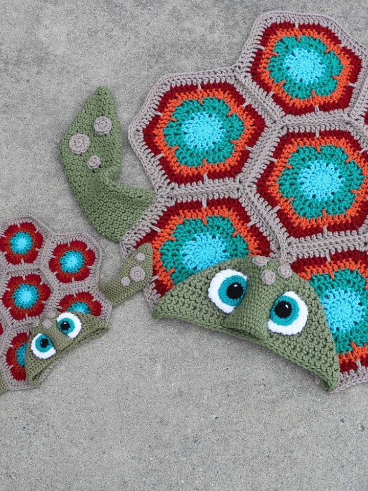 Hooded Sea Turtle Blanket Crochet Pattern product image (2)