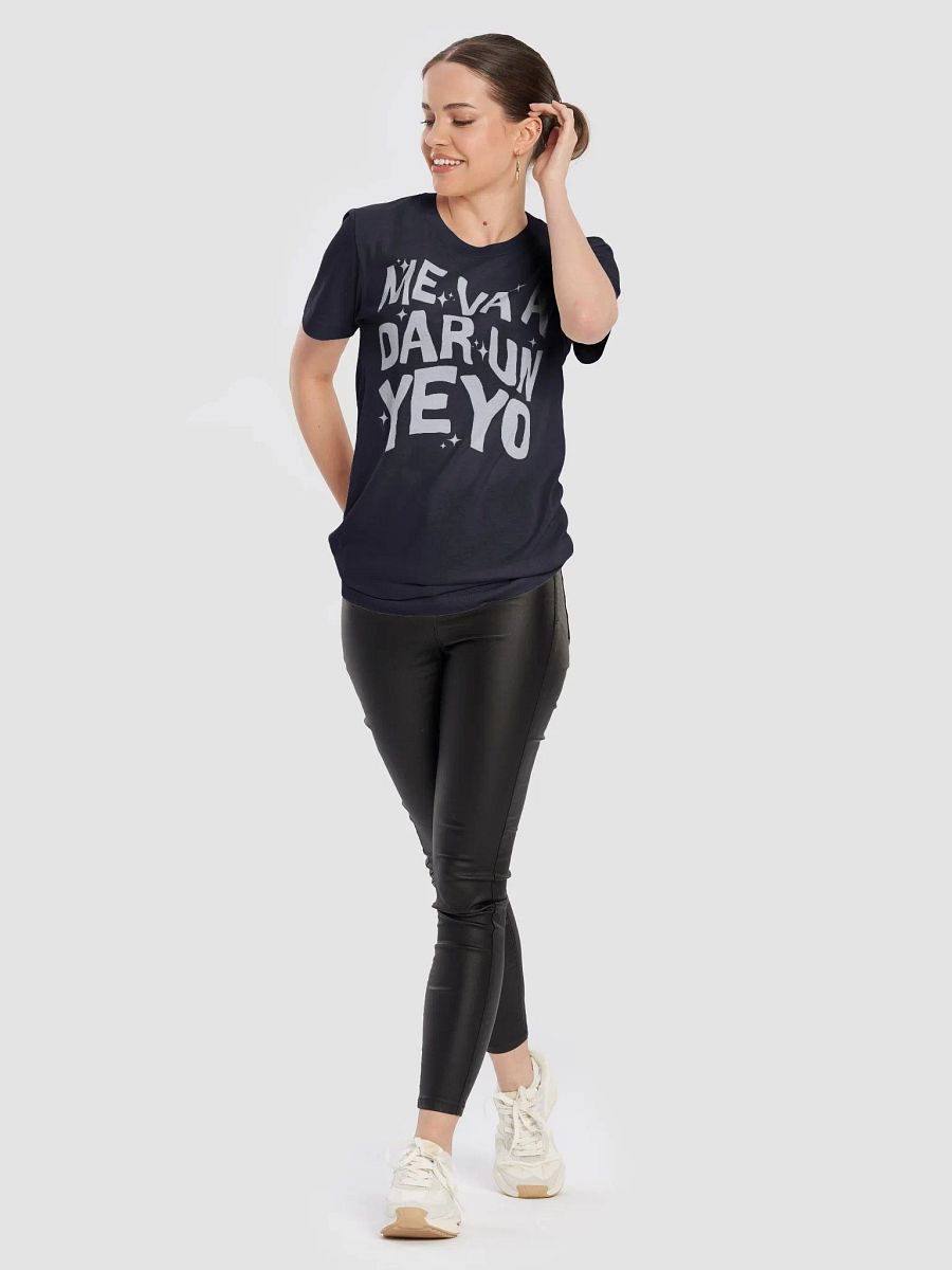 Me Va a Dar un Yeyo Camiseta Unisex product image (7)