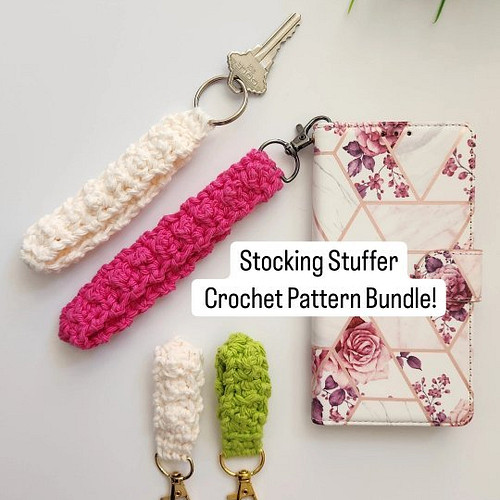 Looking for cute handmade stocking stuffer ideas that are easy for crochet beginners? Keep reading. Now what if you could get...