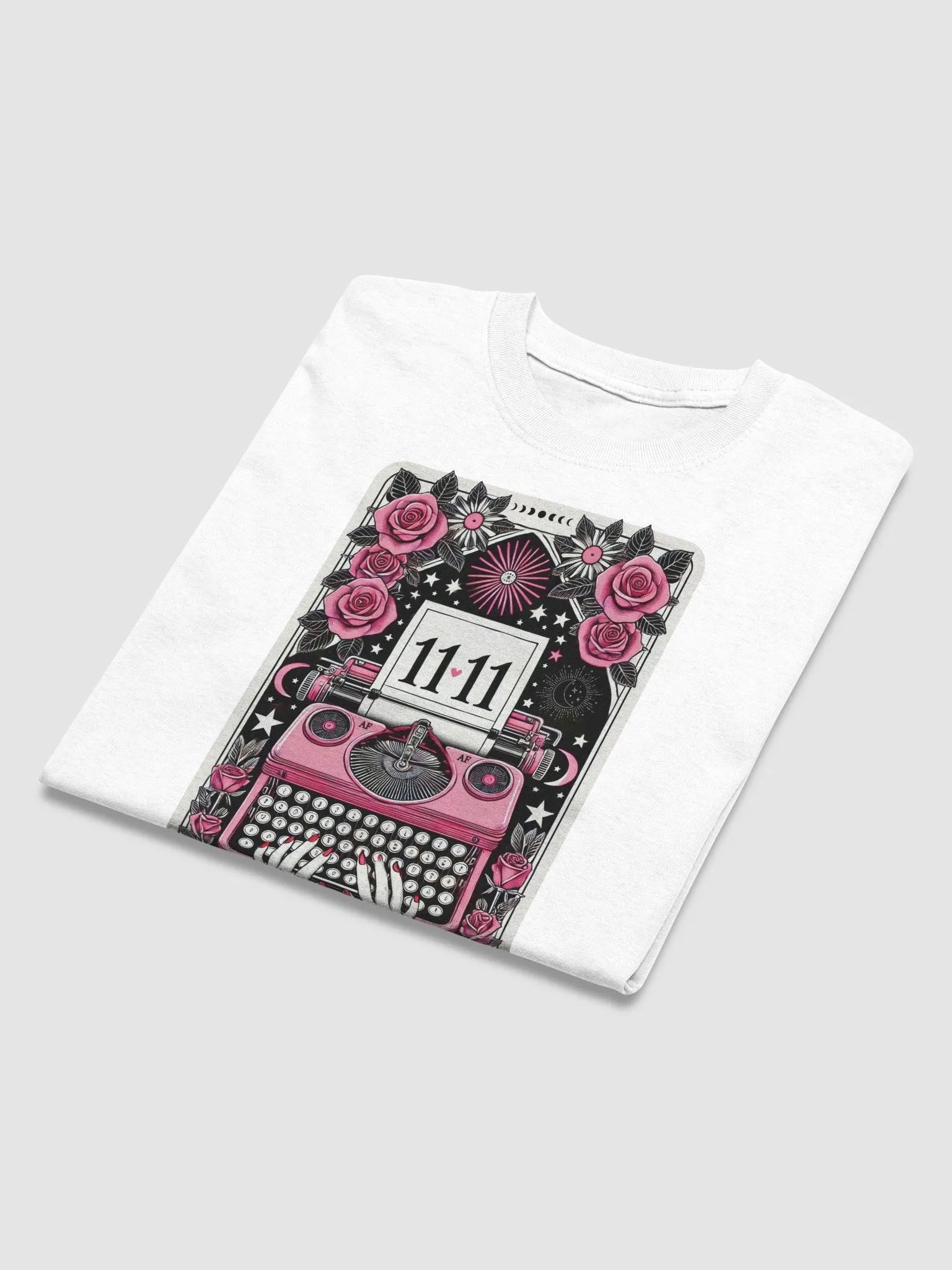 The Writer ~ Tarot Card T-shirt product image (6)