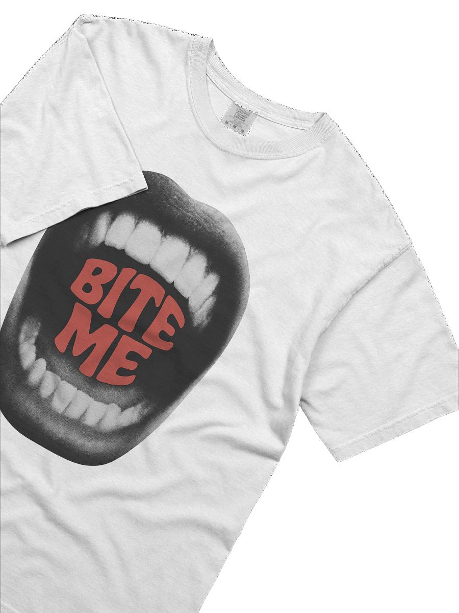 BITE ME – Bold Statement Mouth Design product image (66)