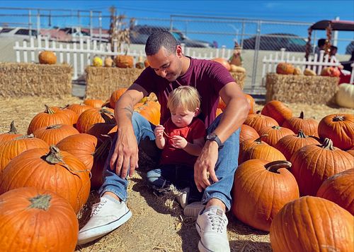 Pumpkins, sunshine, and sweet moments with my little guy. 🍂🎃 Feeling so grateful for these fall days and the beautiful life w...
