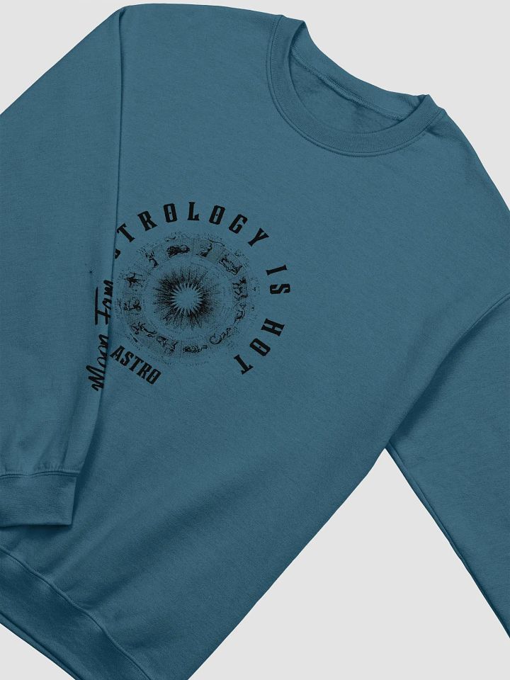 ASTROLOGY IS HOT 💅 Comfort Crewneck Sweatshirt product image (6)