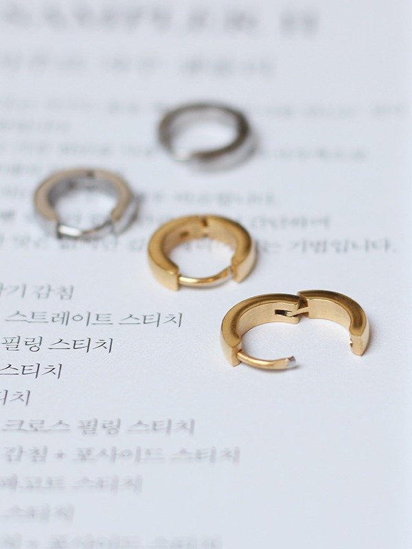 Minimalist Hoop Earrings | 18K Gold Plated product image (5)