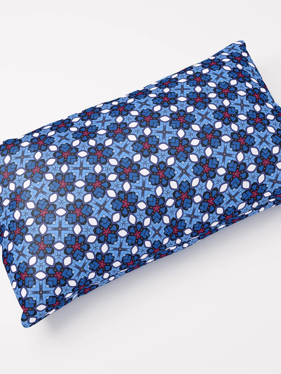 Floral Hearts Pillow product image (4)