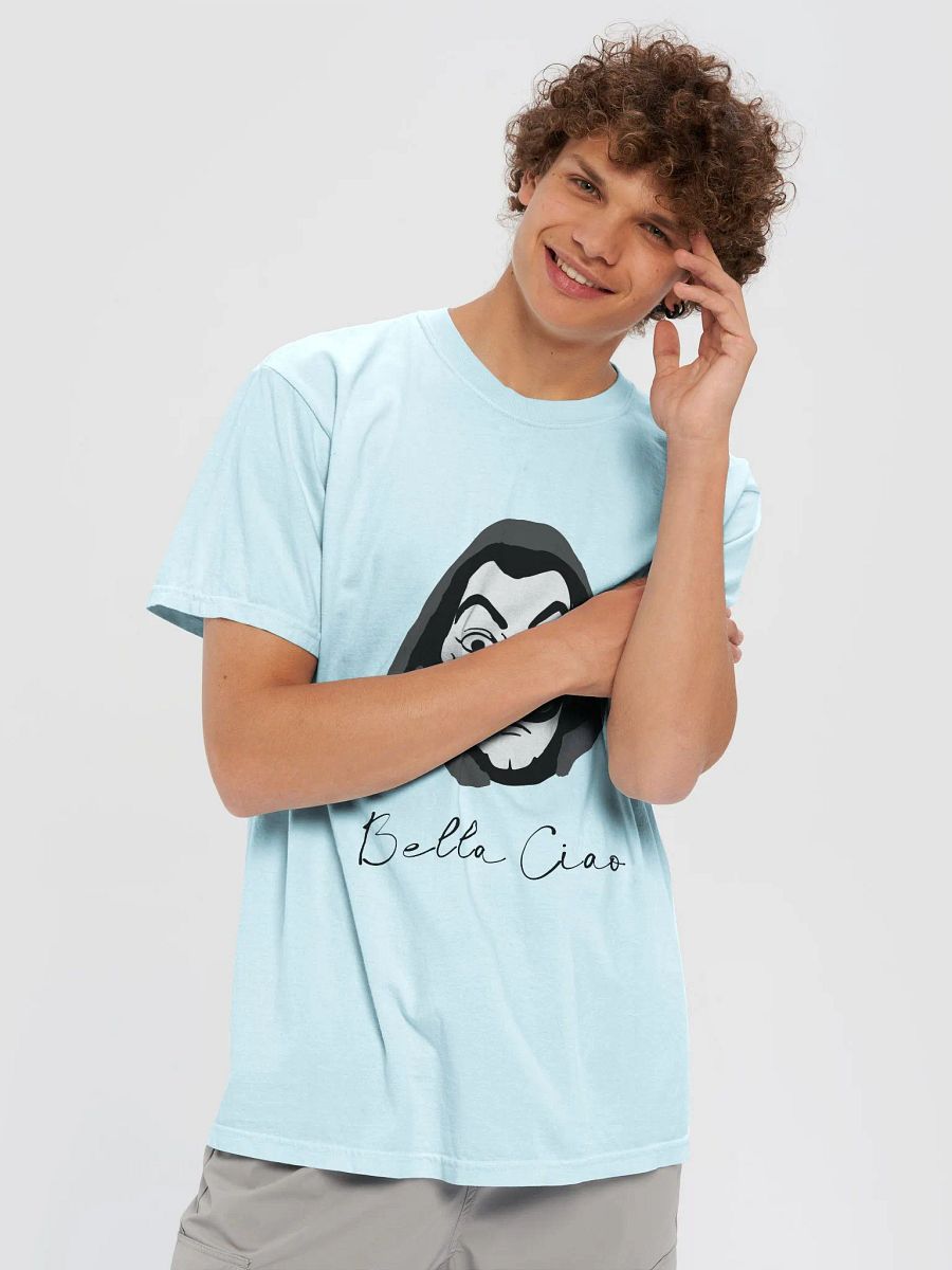 Bella Ciao: Resist in Style T-Shirt product image (6)