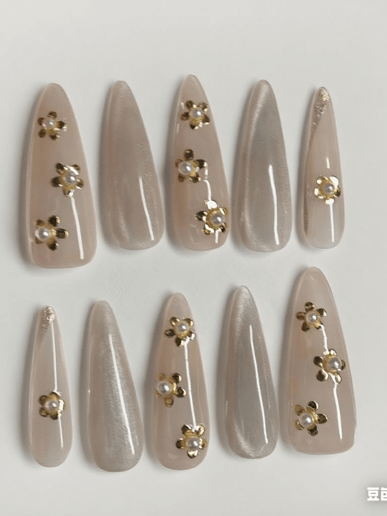 Golden Pearl Blossom product image (3)