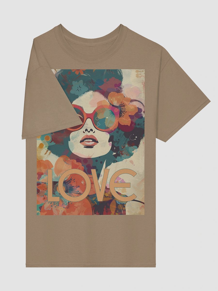 LOVE Retro T-Shirt – 60s Collage Art of Woman in Vintage Style product image (10)