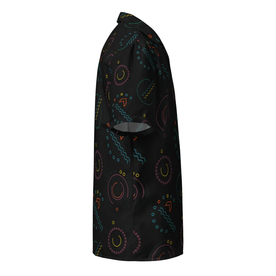 90s-Inspired Geometric shirt. product image (5)