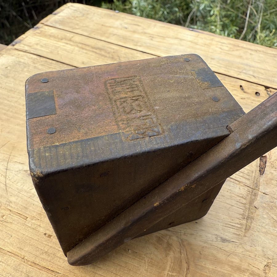 🎎 Antique Japanese Wooden Masu Scoop with Handle – Early Showa to Taisho Era Merchant Tool product image (7)