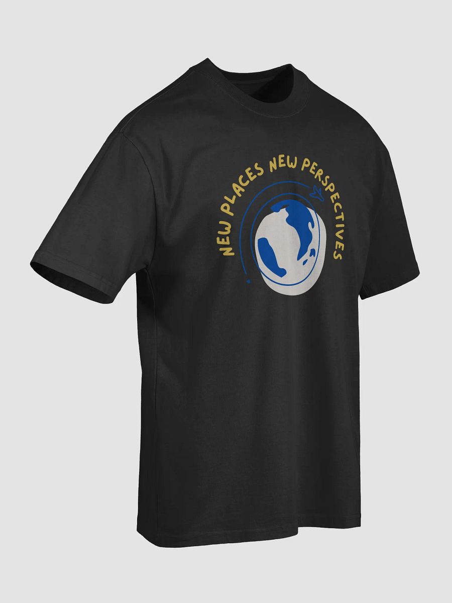 Wanderlust Globe Oversized Tee | new places new perspectives product image (7)