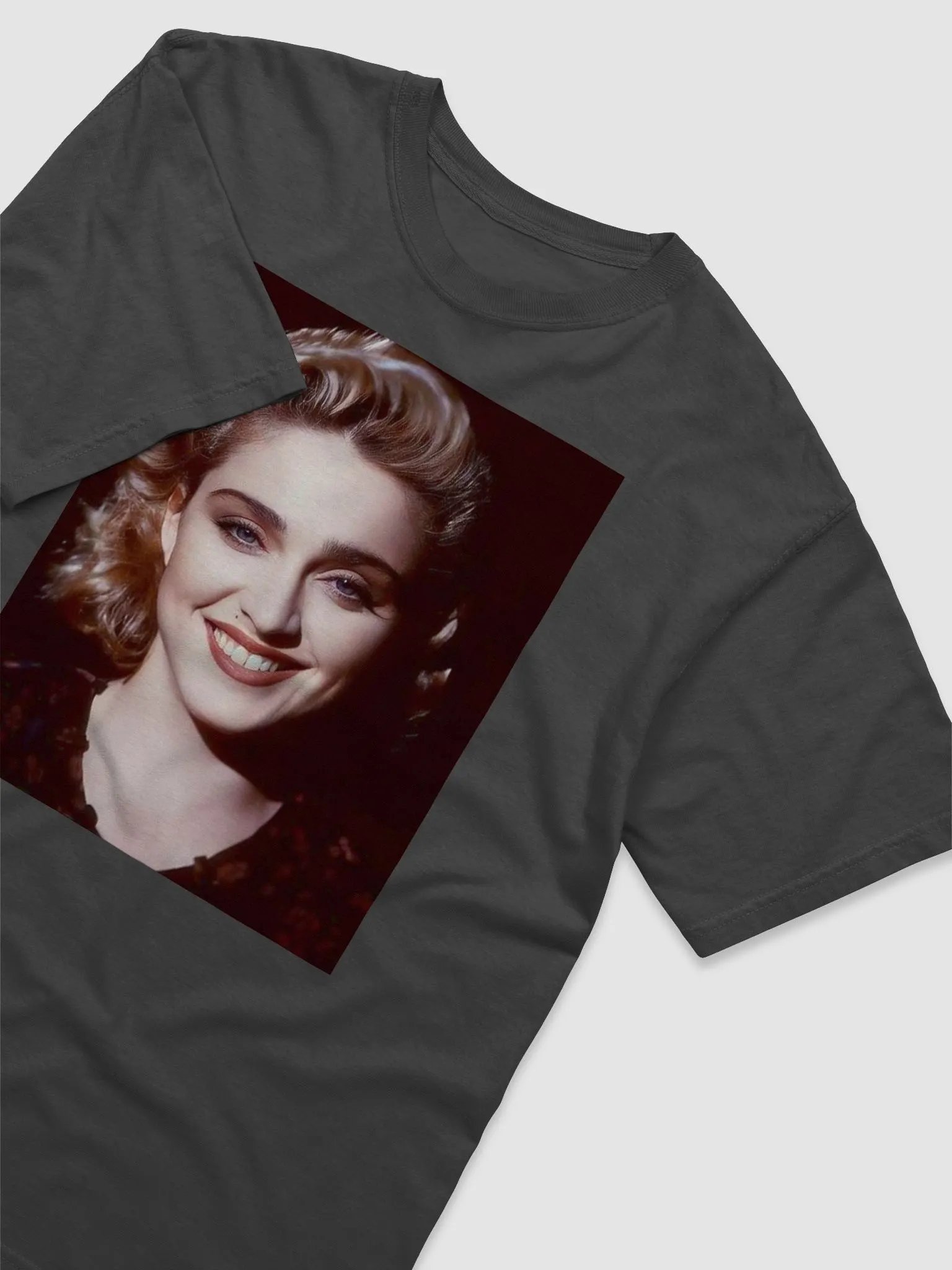 Vintage Glamour Portrait T-Shirt product image (3)