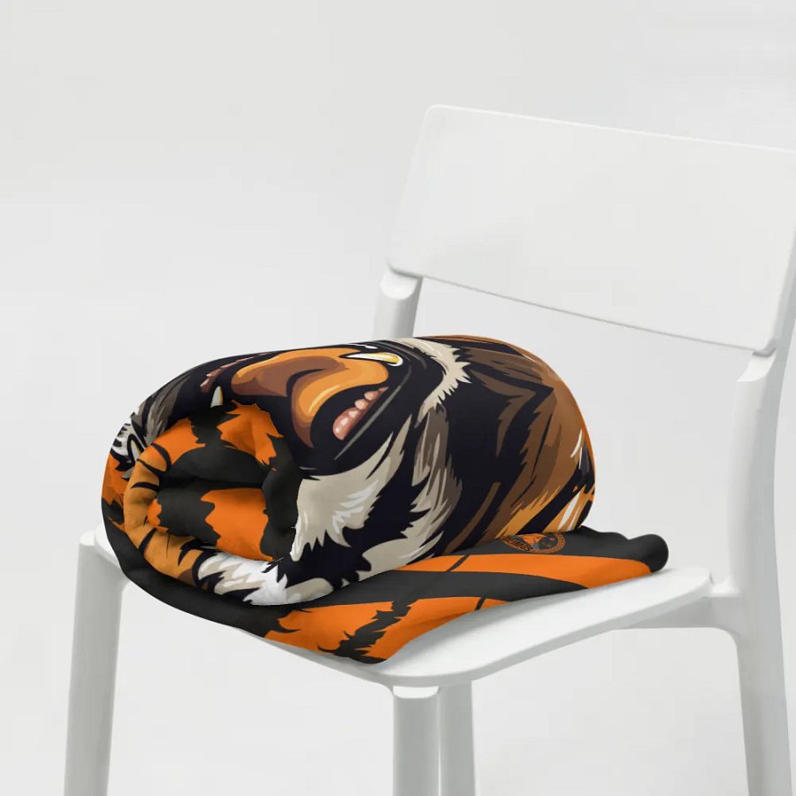 Tiger's Claw Blanket product image (7)