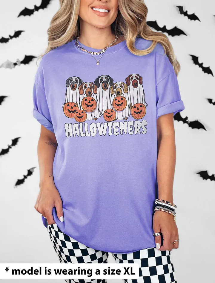 Trick or Treat Funny Halloween Dachshund Dogs T-Shirt | Funny Wieners/Doxies Wearing Ghost Costumes and Holding Pumpkin Baskets product image (24)