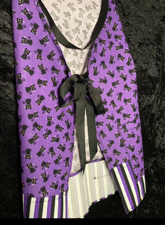 Black Cat Apron product image (5)