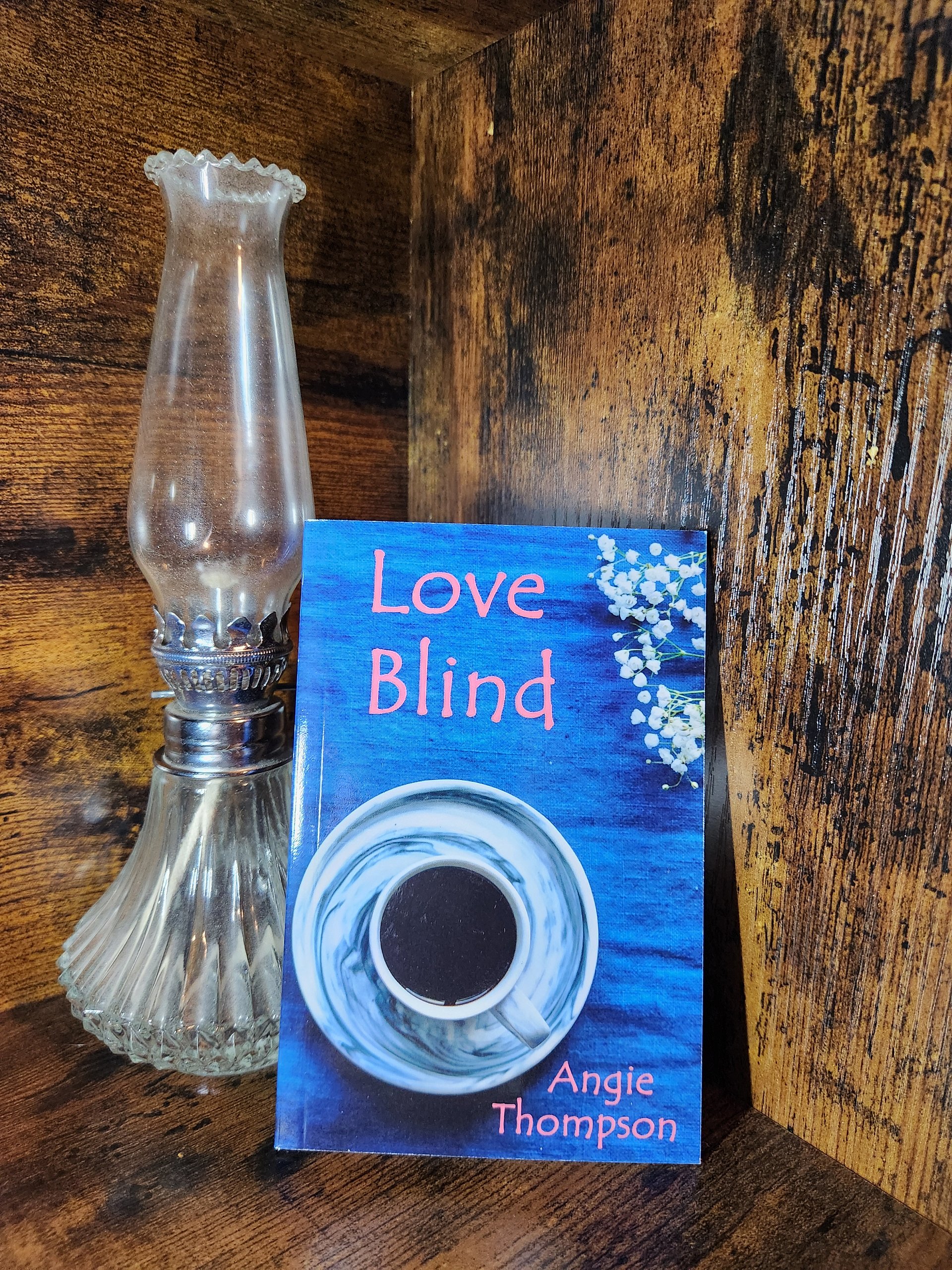 Love Blind (Paperback, Mini-Book) product image (2)