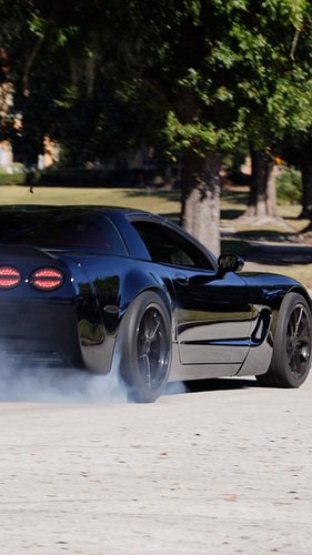 C5 Corvette getting after it!

#corvette #c5 #carspotting