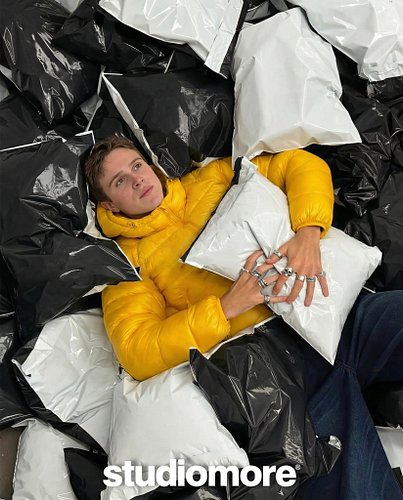 Your cart is so close to free shipping 👀📦
Add one more thing, cross $150, and the shipping is on us 💻⚡📦
#CyberMonday is basic...