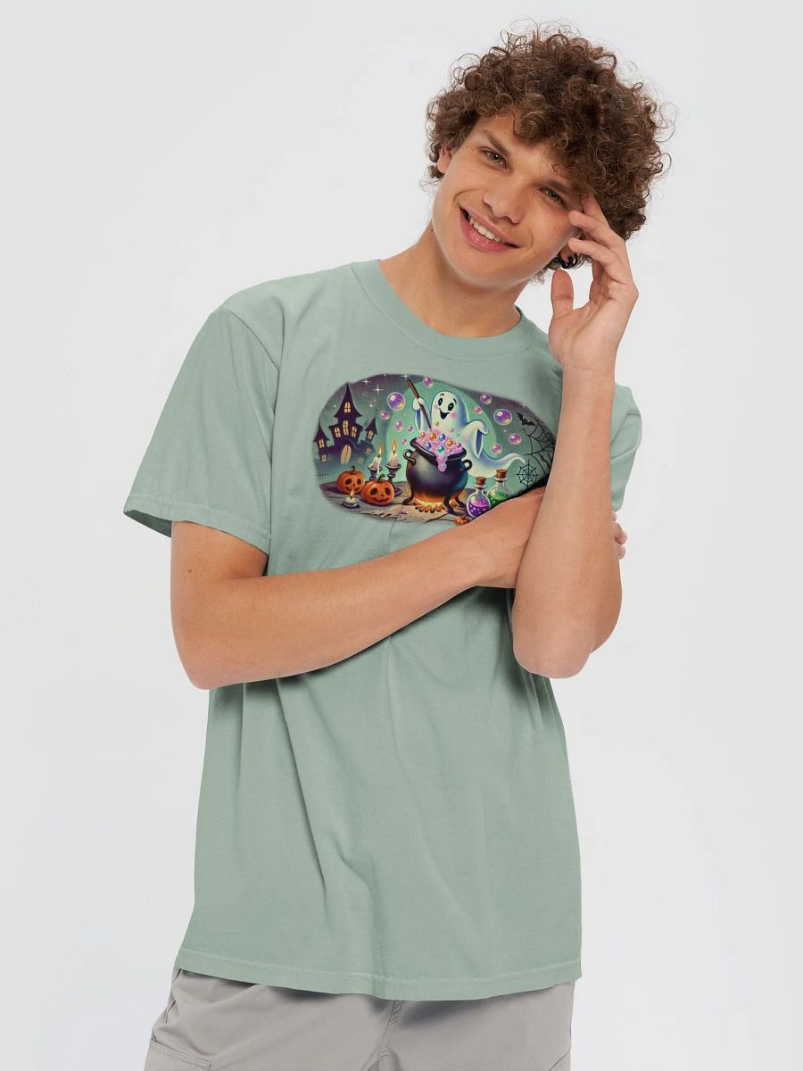 Spooky Haunting Ghost Halloween Comfort Colors T-Shirt product image (5)