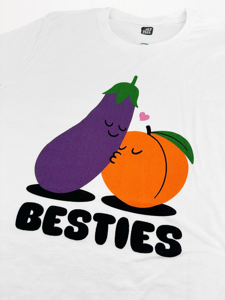 BESTIES Tee product image (2)