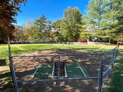 We are ready for Hallowiffle tomorrow! 8 teams will battle it out at The Blur! Tune in all day to the SWBL YouTube for all th...