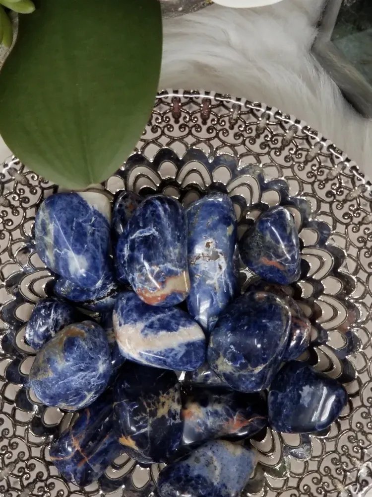 Sodalite Tumbled Pocket Stone – Calm • Clarity • Truth • Intuition product image (4)