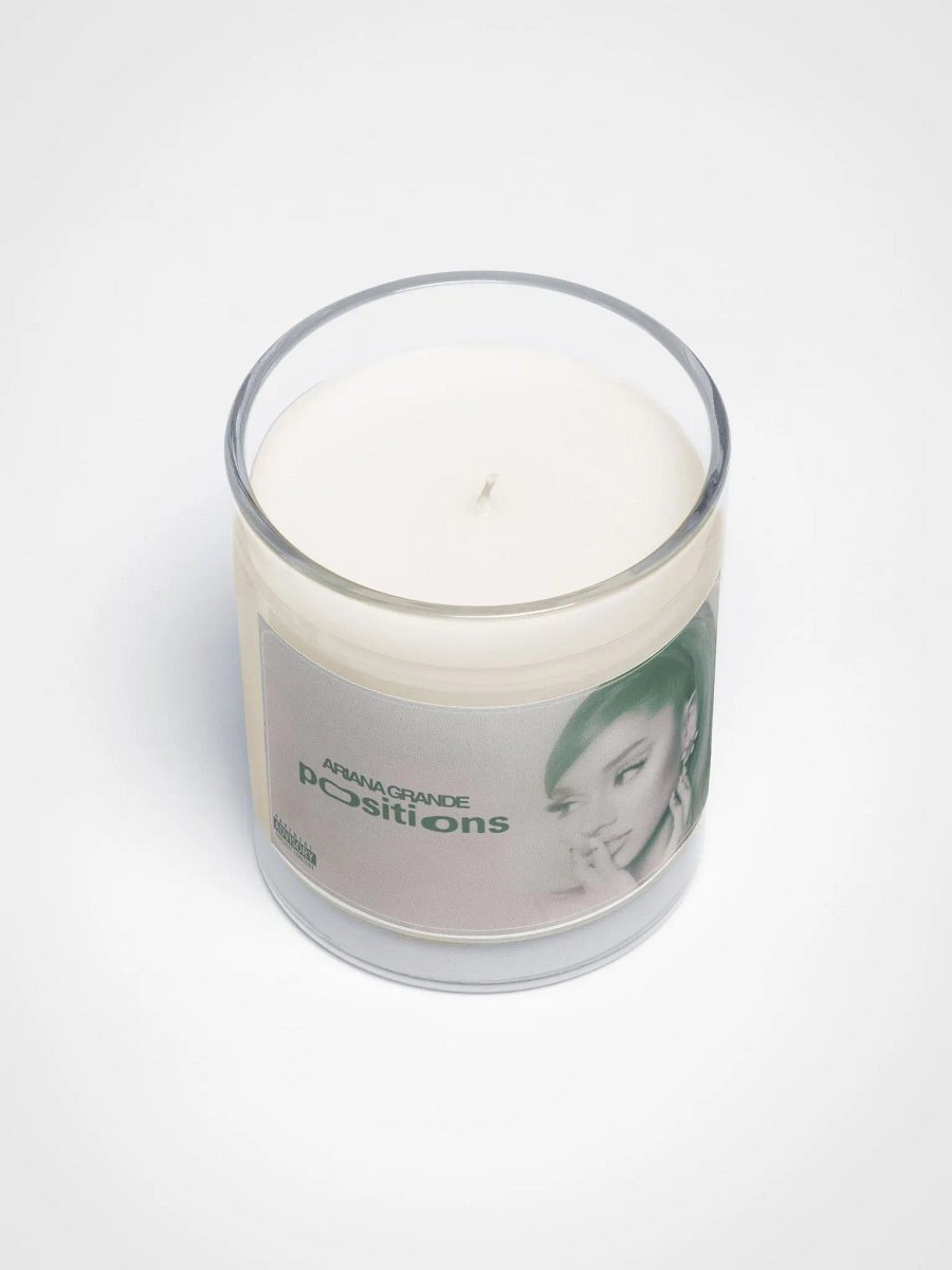 Pensive Poses Soy Wax Candle product image (3)
