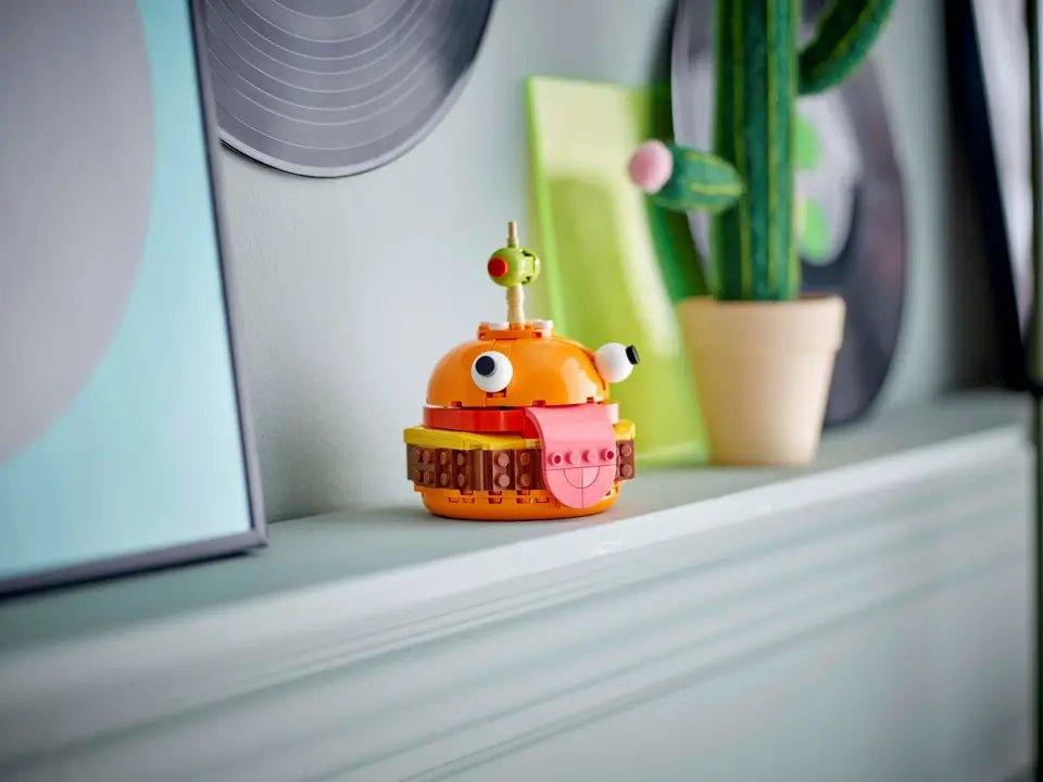 LEGO Fortnite Durrr Burger product image (9)