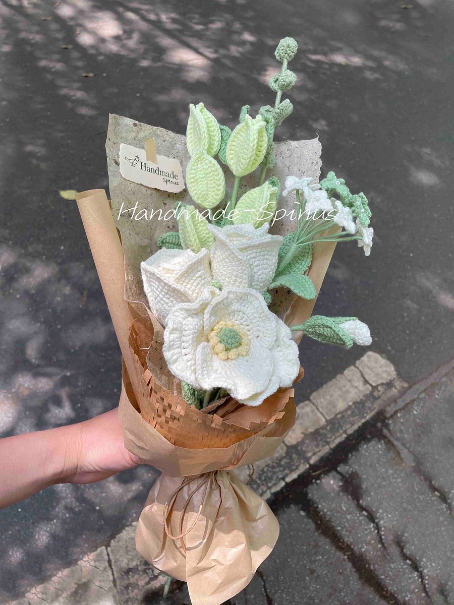 Creamy Yellow-Green Luan Tree Fruit Secret Crochet Knit Bouquet product image (2)
